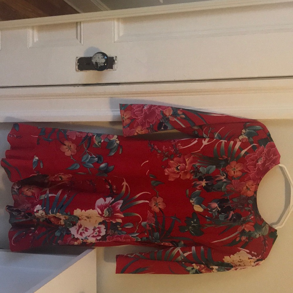 Boohoo red open back dress